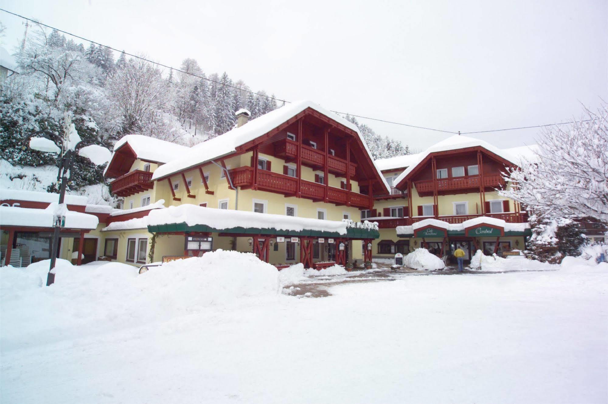 Kreinerhof Hotel 3*
