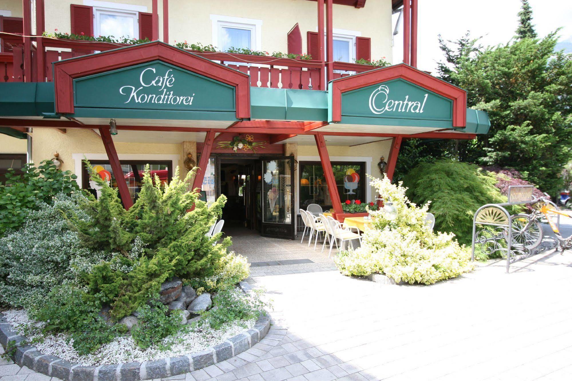 Kreinerhof Hotel